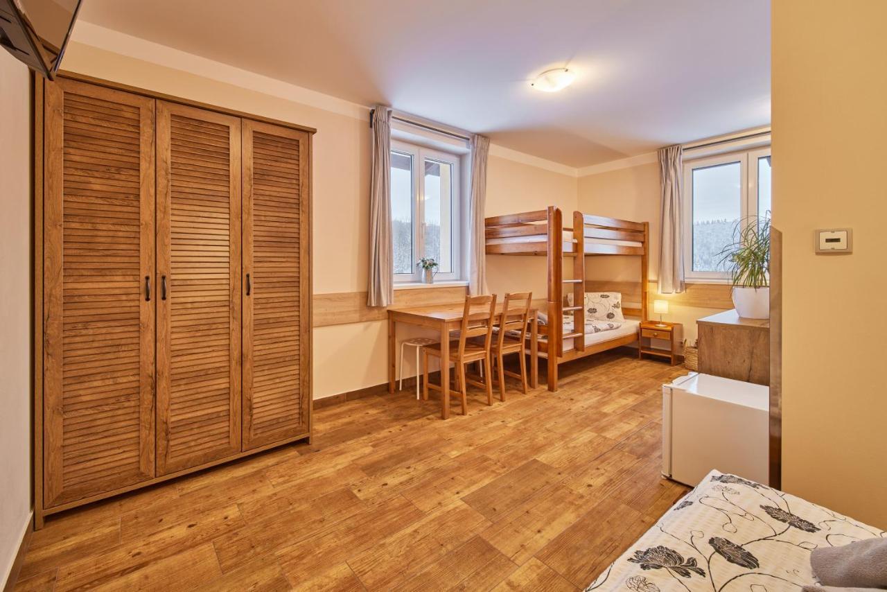 Residence Ruth Janske Lazne Ngoại thất bức ảnh
